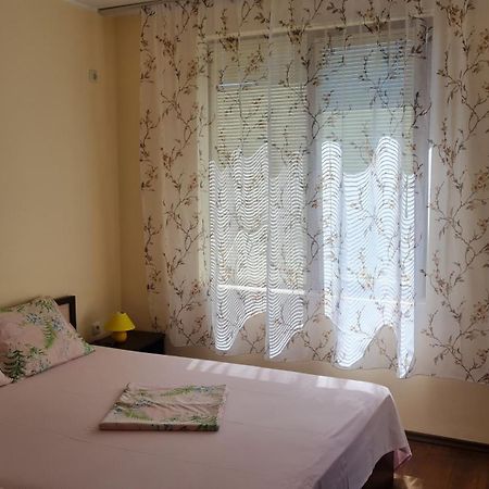 Apartment Lazur By The Sea Rawda Exterior foto